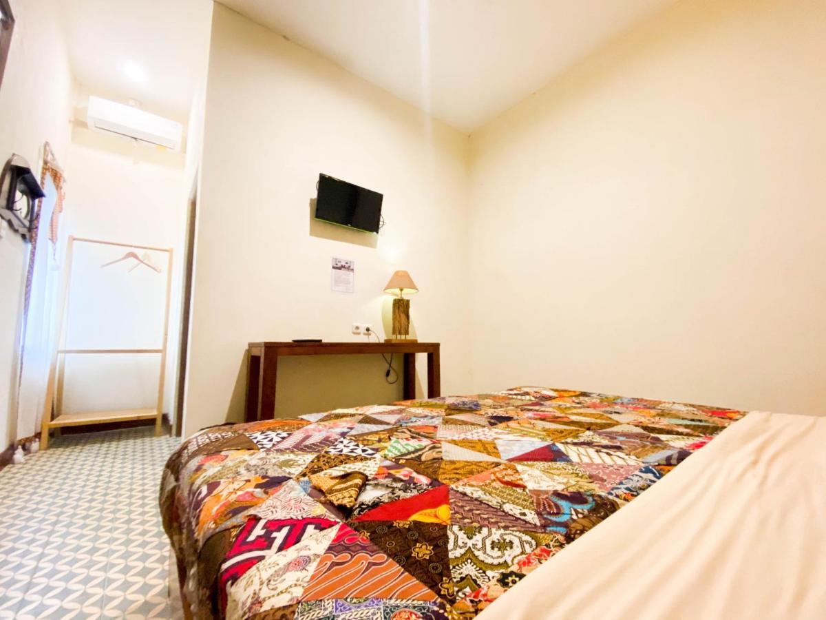 Hinggil Homestay Syariah Malioboro Yogya Mitra Reddoorz Джок'якарта Екстер'єр фото