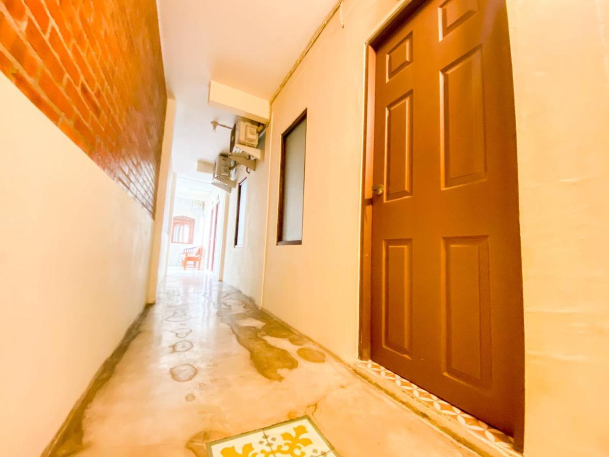 Hinggil Homestay Syariah Malioboro Yogya Mitra Reddoorz Джок'якарта Екстер'єр фото