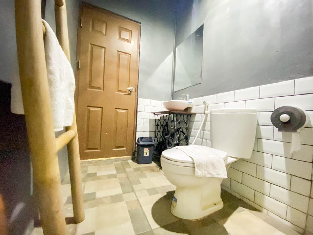 Hinggil Homestay Syariah Malioboro Yogya Mitra Reddoorz Джок'якарта Екстер'єр фото