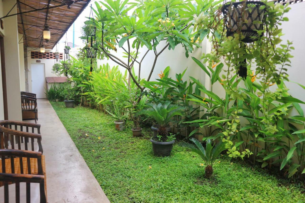 Hinggil Homestay Syariah Malioboro Yogya Mitra Reddoorz Джок'якарта Екстер'єр фото